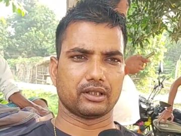 वंदना का मंझला भाई लाल कुमार। - Dainik Bhaskar