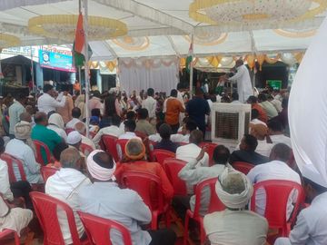 Former Minister Patel Leads Protest on Inflation, Unemployment & Farmer  Issues in Sidhi