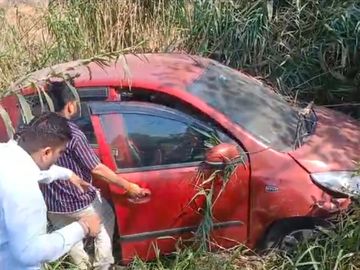 Lucknow-Gorakhpur Car Accident | Kaptaanganj 3 Injured