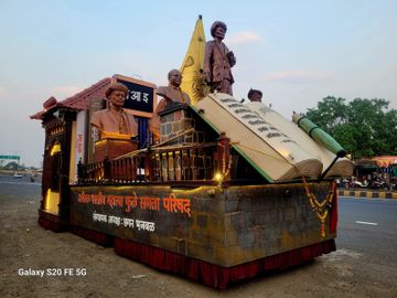 ‘समता चित्ररथा’चे नागपुरात उत्स्फूर्त स्वागत; महात्मा फुले द्विशताब्दी जयंती वर्षानिमित्त उपक्रम