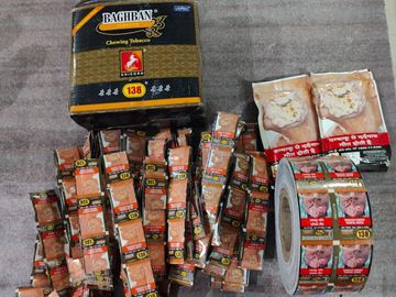 Counterfeit tobacco manufacturing factory caught in Jamnagar, 138 Bagban  tobacco manufacturing equipment seized from trader with Rs 1 lakh