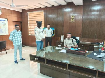 Syrian National Arrested India Without Visa Devbhumi Dwarka SOG | વિઝા વગર  ભારતમાં રહેતો સીરિયન નાગરિક ઝડપાયો: દેવભૂમિ દ્વારકા SOGએ ખંભાળિયામાંથી ઝડપી  પાડ્યો, વધુ તપાસ ...