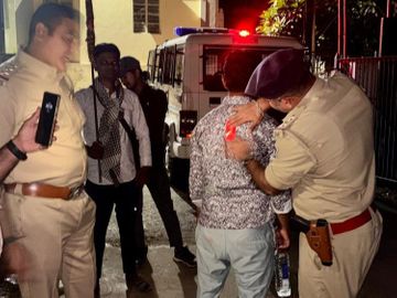 Santhal Police Safety Initiative; Maroli Pilgrims Get Reflectors