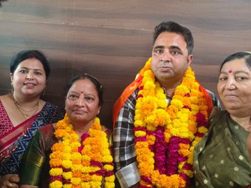 Deesa Nagarpalika: Kaushik Sadhu Appointed Pramukh | Pallaviben Joshi Up- Pramukh