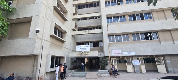 જામનગર કોર્ટ બિલ્ડીંગ