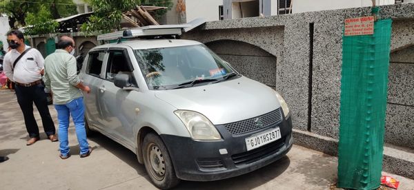 હાલ જૂની મામલતદાર કચેરીએ જ બેસે છે