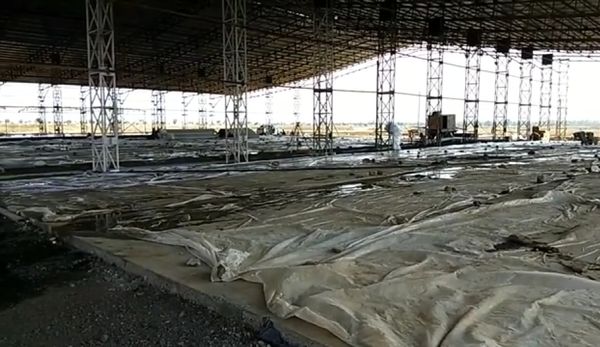 बीना में आकार लेने लगा अस्थाई कोविड अस्पताल।