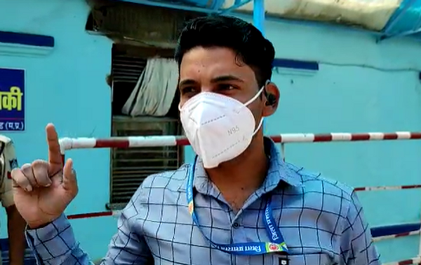 फर्जी डॉक्टर को पकड़ने वाला अटेंडर।