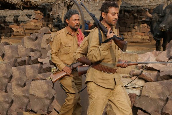 'पान सिंह तोमर' के सेट पर इमरान हुसैन और इरफान खान