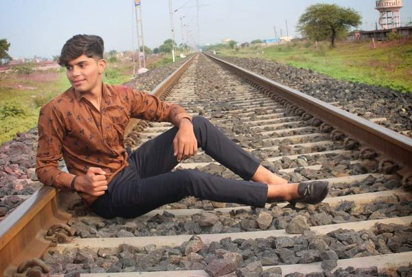 मृतक वीरेंद्र