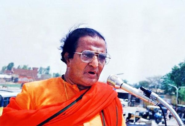 1982 में आज ही के दिन एनटी रामाराव ने तेलुगु देशम पार्टी बनाई थी।
