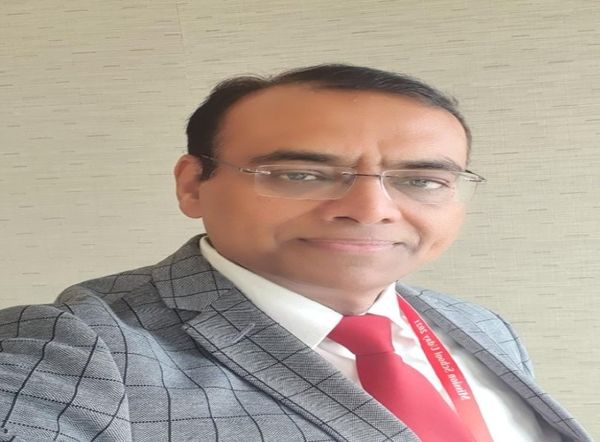 डॉ. शलभ कुमार-एकेडमी ऑफ पीडियाट्रिक, यूपी चैप्टर प्रभारी।