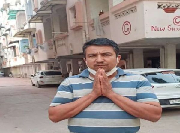 ઈમાનદાર ચોકીદારની તસવીર