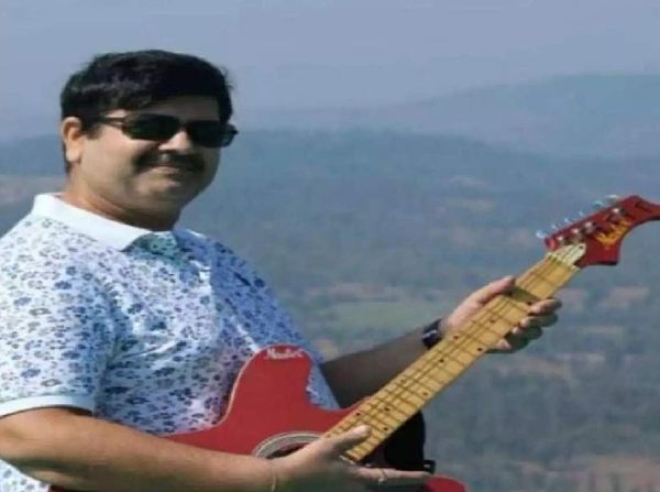 मनसुख ठाणे में ऑटो पार्ट्स के कारोबार में थे और सचिन वाज को लंबे समय से जानते थे।