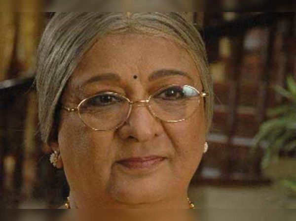 वेटरन एक्ट्रेस भारती अचरेकर कुछ दिनों पहले कोविड संक्रमित हुई थीं। इन दिनों वे घर पर ही अपना इलाज करवा रही हैं। वे सीरियल 'वागले की दुनिया 2' का हिस्सा हैं।