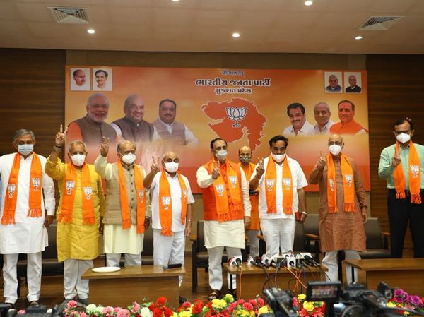 અમદાવાદ મહાનગરપાલિકામાં ભાજપને ભવ્ય વિજય મળ્યો.