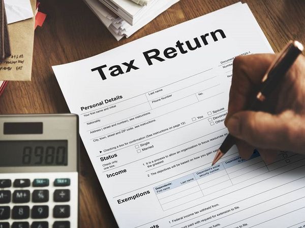 ITR ; Income Tax Return ; Income Tax ; Tax ; Do not make these 10 mistakes while filing income tax, otherwise the income tax department can send notice | इनकम टैक्स