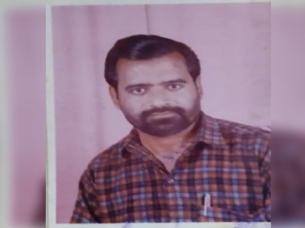 खुदकुशी करने वाले रिटायर्ड एसडीओ राजेन्द्र सिंह राजपूत। - Dainik Bhaskar