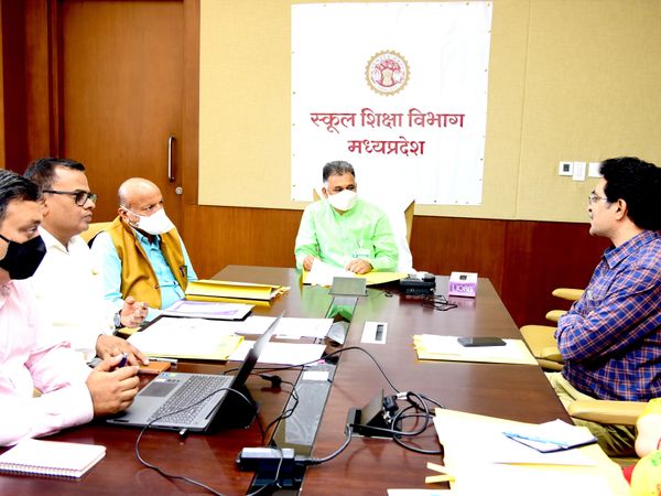 MP will be valid for 7 years now; Computer proficiency certificate, Assistant Grade-3, Steno, Data Entry Operator recruitment will be available for those who appear in the examinations | MP में 7 साल तक वैध रहेगा कंप्यूटर दक्षता का सर्टिफिकेट, सहायक ग्रेड-3 व स्टेनों की भर्ती परीक्षाओं में शामिल होने वालों को मिलेगा फायदा