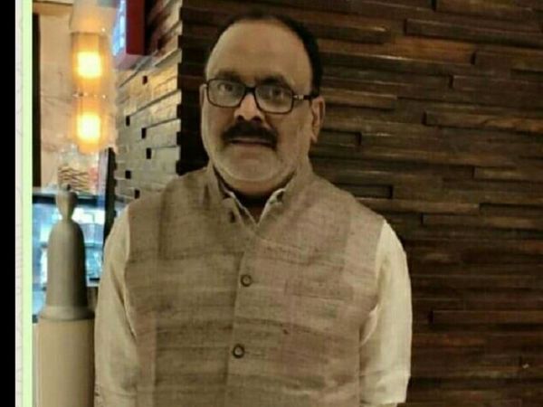 गायब अधिकारी की तलाश के लिए रायपुर पुलिस मोबाइल सर्विलांस का उपयोग कर रही थी। लेकिन उससे उनकी आखिरी लाेकेशन सेरीखेड़ी के पास पता चली। वहां के बाद उनका पता नहीं चल रहा था। - Dainik Bhaskar