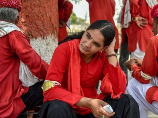महिला कुली मंजू देवी
