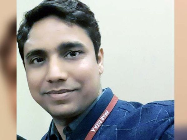 राकेश रोशन 3 साल से सिमडेगा एक्सिस बैंक में असिस्टेंट मैनेजर के पद पर कार्यरत थे। (फाइल) - Dainik Bhaskar