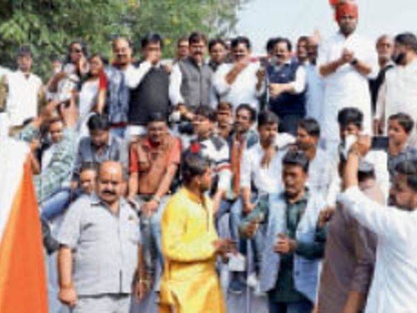 उज्जैन में हुए आंदोलन में मंच पैर रखने तक की जगह नहीं थी।