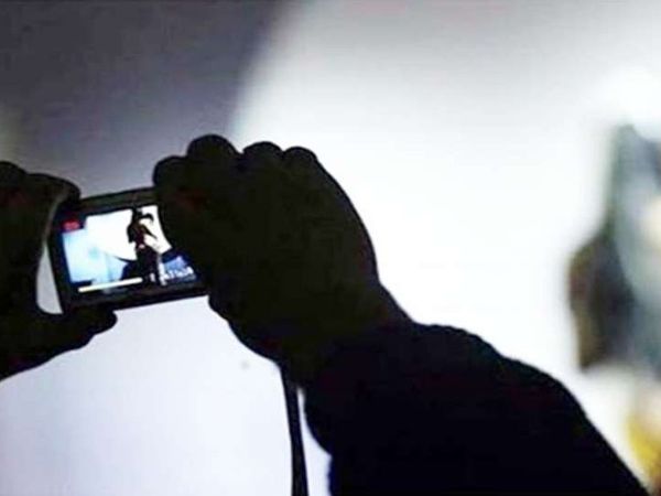जयपुर एसओजी पुलिस ने 5 साल से फरार महिला को गिरफ्तार किया - Dainik Bhaskar