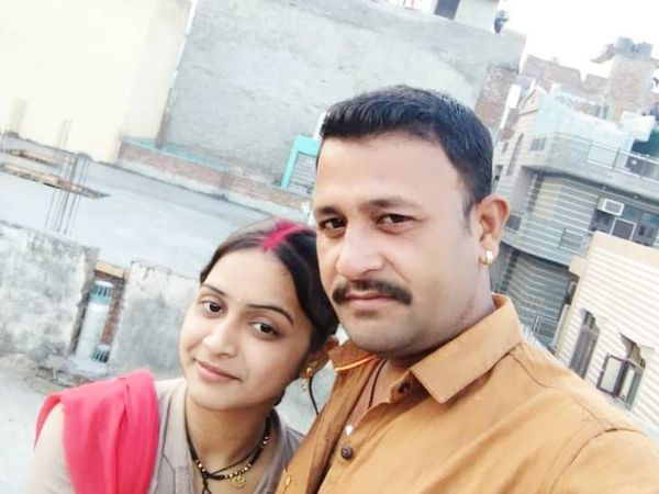 पूजा और विजेत शादी के बाद।