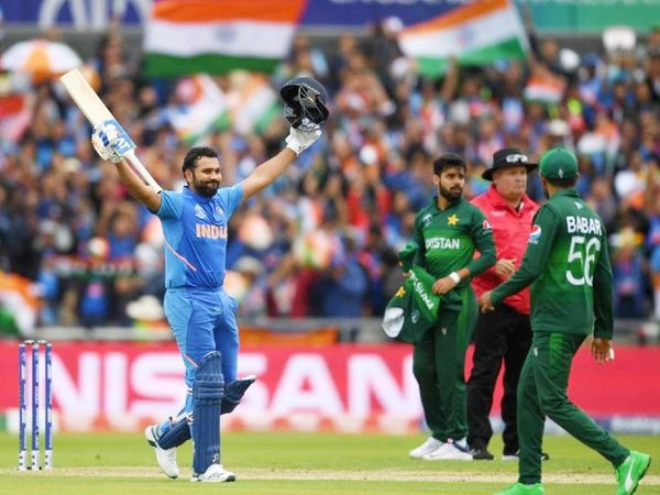 भारत-पाकिस्तान टीम पिछली बार 2019 वनडे वर्ल्ड कप में आमने-सामने आई थीं। तब इंग्लैंड के मेनचेस्टर वनडे में टीम इंडिया ने पाकिस्तान को 89 रन से शिकस्त दी थी। - Dainik Bhaskar