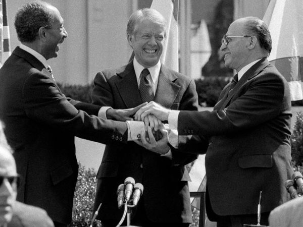 1979 में आज ही के दिन इजराइल और मिस्र के बीच शांति समझौता हुआ था।