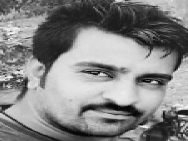 दोस्ती में दुखी होकर की खुदकुशी: दोस्तों के नाम लिखा; जिसके भरोसे जीना चाहा उसी ने ब्लॉक कर दिया, खदान में कूदा, युवक की मौत