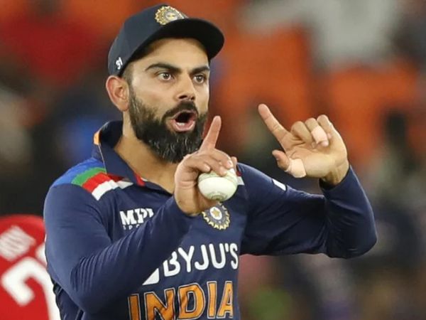 विराट तीनों फॉर्मेट में टॉप-5 बल्लेबाजों में शामिल हैं। - Dainik Bhaskar