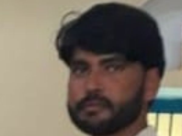 कृष्ण कुमार यादव को फोन करके बस स्टैंड बुलाया फिर वारदात को दिया अंजाम। - Dainik Bhaskar