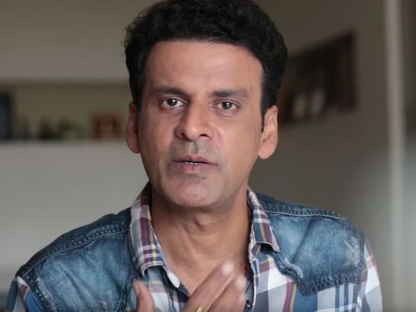 17 साल की उम्र में दिल्ली आकर मनोज बाजपेयी ने खूब थिएटर किया। वो उनकी बैच के सबसे व्यस्त स्टूडेंट हुआ करते थे। - Dainik Bhaskar