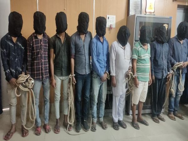 सुपौल में रविवार को विभिन्न हत्याकांडों में गिरफ्तार अपराधी। - Dainik Bhaskar