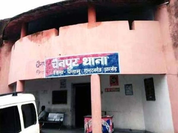 घटना चैनपुर थाना क्षेत्र के सेमरा पंचायत की है। (फाइल) - Dainik Bhaskar