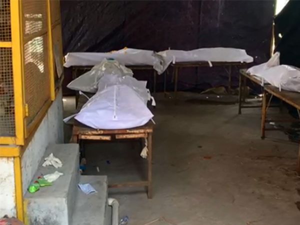 According to the administration, 5 to 8 deaths are being recorded daily from Corona in Surat. The reality is that more than 100 dead bodies are being cremated daily by the Kovid protocol.