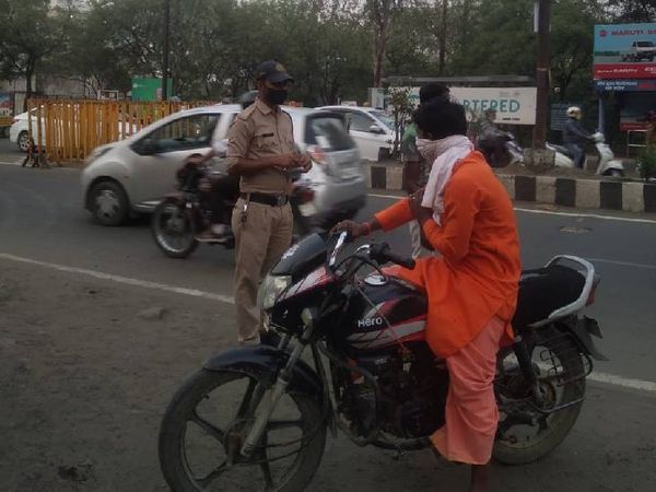कोलार व शाहपुरा में पुलिस ने भी सख्ती शुरू कर दी है।