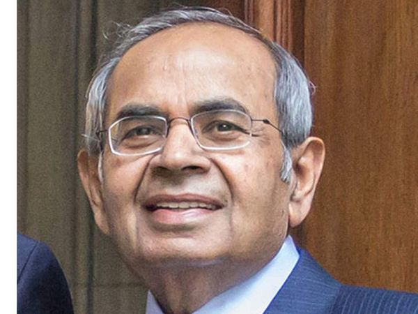 गोपीचंद हिंदुजा ने कहा कि निश्चित रूप से हमारा ग्रुप पिछले 100 वर्षों में विकसित हुआ है और आगे भी हमेशा बढ़ता रहेगा। हमें दूसरों के पैसे के साथ खिलवाड़ करना पसंद नहीं है। हम बहुत रूढ़िवादी रूप से, सावधानी से आगे बढ़ना पसंद करते हैं - Dainik Bhaskar