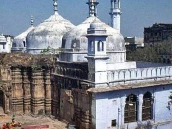 याचिका में 8 अप्रैल को स्थानीय अदालत द्वारा सुनाए गए उस फैसले को चुनौती दी गई है जिसमें भारतीय पुरातत्व सर्वेक्षण द्वारा पूरे परिसर के पुरातात्विक सर्वेक्षण किए जाने की अनुमति दी गई है। - Dainik Bhaskar