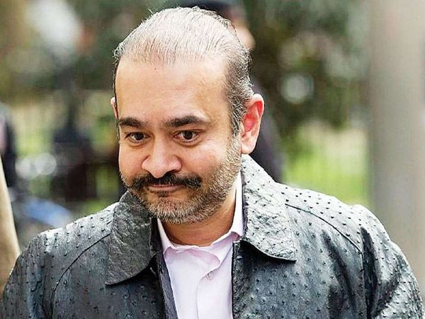 नीरव मोदी पर PNB से करीब 14 हजार करोड़ रुपए की धोखाधड़ी का आरोप है। वह जनवरी 2018 में देश छोड़कर फरार हो गया था। (फाइल फोटो) - Dainik Bhaskar