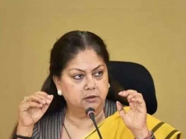 पूर्व CM का कोरोना पर पार्टी से अलग रुख: वसुंधरा राजे बोलीं- कोविड के समय राजनीति नहीं, राज्य नीति पर चलना होगा, तो आओ साथ चलें; जबकि पार्टी के नेता गहलोत पर निशाना साध रहे