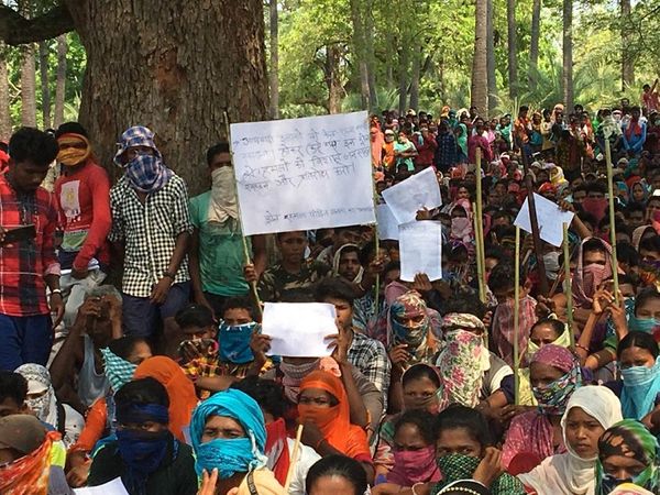 ग्रामीणों ने कहा कि ड्रोन हमले से जल, जंगल, जमीन के साथ-साथ जंगल में रहने वाले अन्य जीवों और आने वाली पीढ़ियों के लिए भी खतरा है।