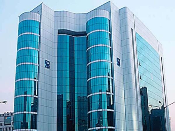 एक दूसरे मामले में भी सेबी ने 1 करोड़ रुपए का जुर्माना लगाया है। सेबी ने एप्टेक के मामले में यह पेनाल्टी लगाई है। जांच में सेबी ने पाया कि एप्टेक ने सूचनाओं को देने में गलती की (फाइल फोटो) - Dainik Bhaskar