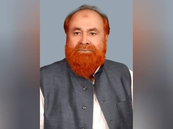पूर्व मंत्री हाजी रियाज।- फाइल फोटो