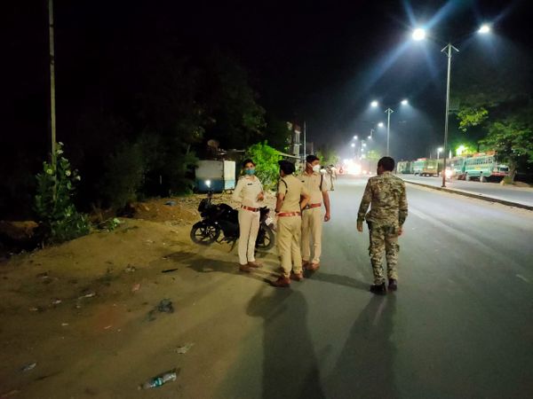 सीसीटीवी कैमरे की जानकारी जुटाई जा रही।