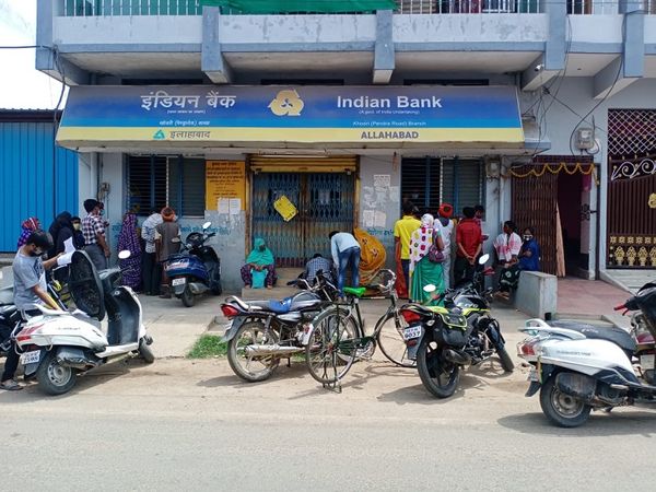 गौरेला-पेंड्रा-मरवाही जिले के 13 हजार 423 किसानों के खाते में 12 करोड़ से अधिक ट्रांसफर हुए हैं।