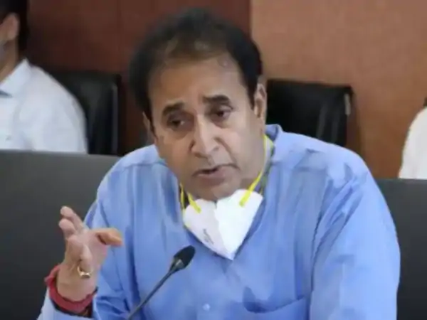 मुंबई के पूर्व कमिश्नर परमबीर सिंह के आरोप के बाद अनिल देशमुख ने गृहमंत्री के पद से इस्तीफा दे दिया था। - Dainik Bhaskar