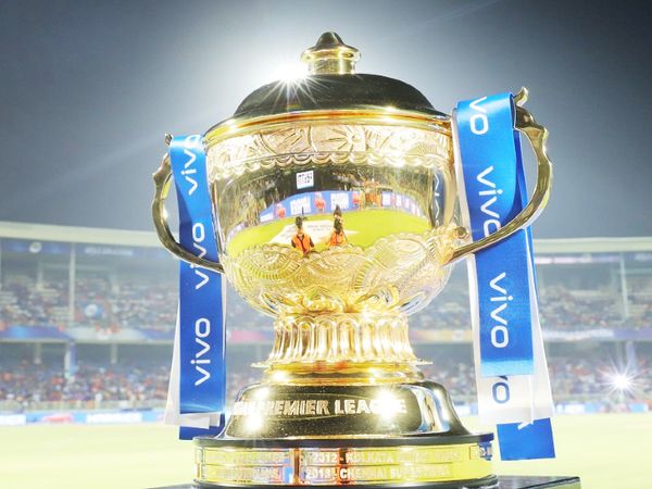 IPL 2021 सीजन को 29 मैचों के बाद सस्पेंड कर दिया गया था। टूर्नामेंट में अब भी 31 मैच बाकी हैं। - Dainik Bhaskar